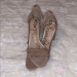 New Tan/ Nude Sam Edelman Heels